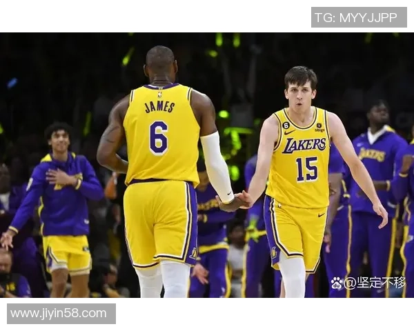 火箭对湖人季后赛第二场精彩直播全程回顾与分析