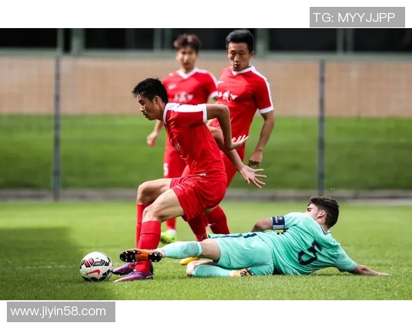 土伦杯激战日本U21对决葡萄牙青年队展现青春风采